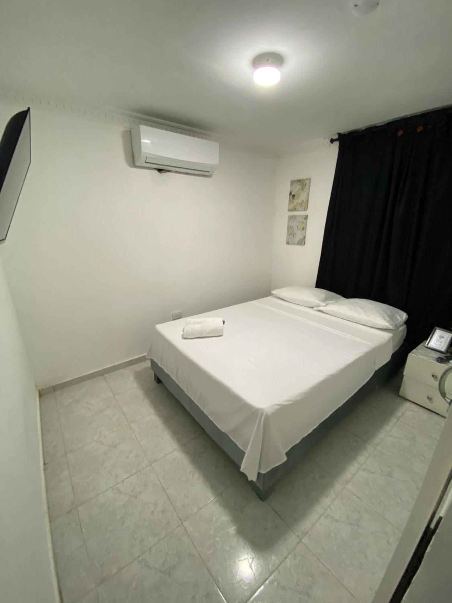 Cerca Al Aeropuerto 3 Guest house *